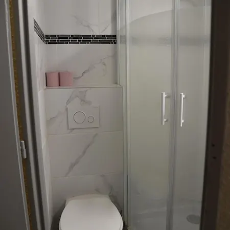Fasthotel מלון *